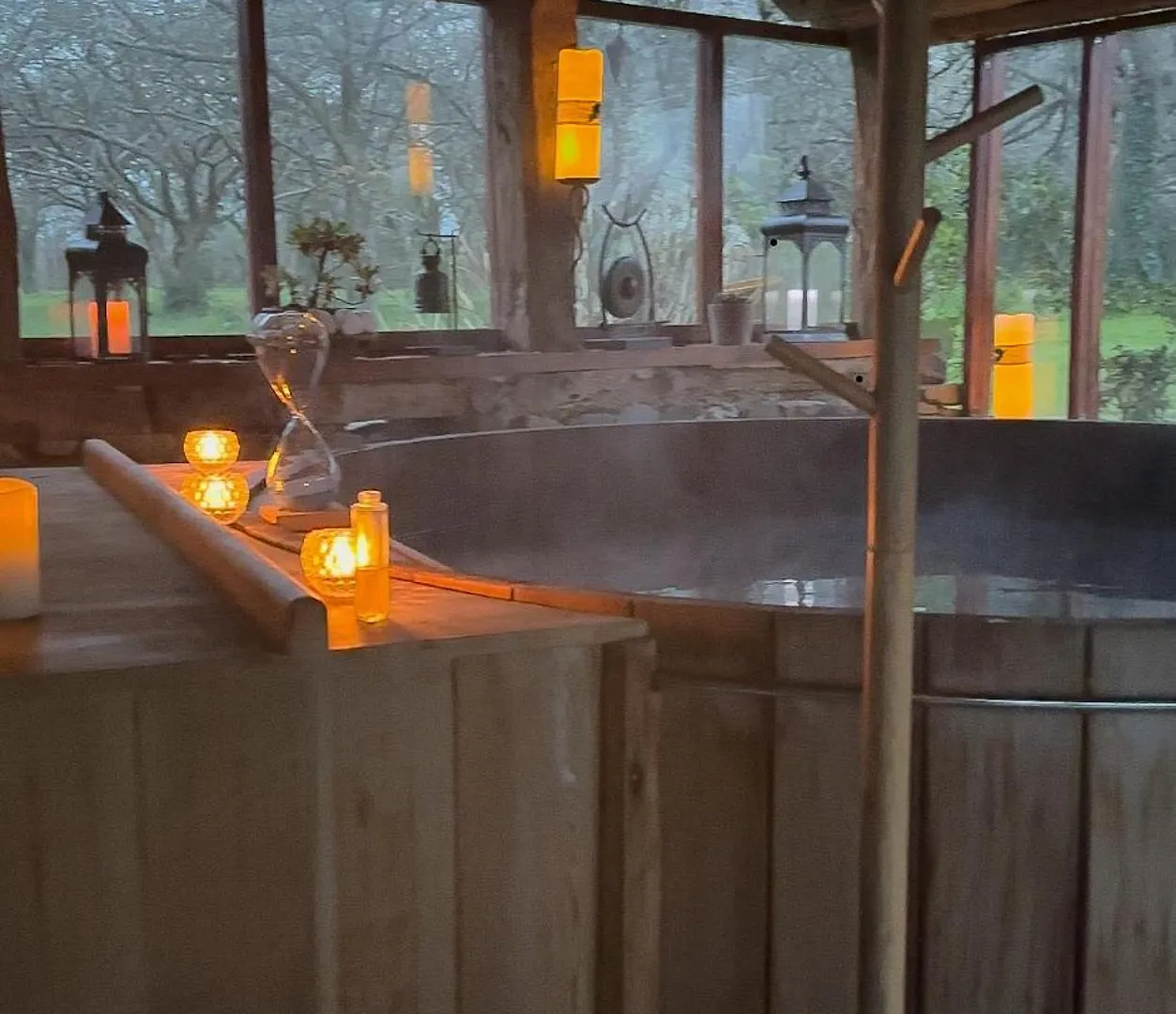 Frühstückspension Demeure Du Porzou, Chambres D'Hotes De Charme Dans Demeure D'Exception, Parc Paysager, Spa, Massages, Proche Paimpol, Classe 4 Epis Yvias